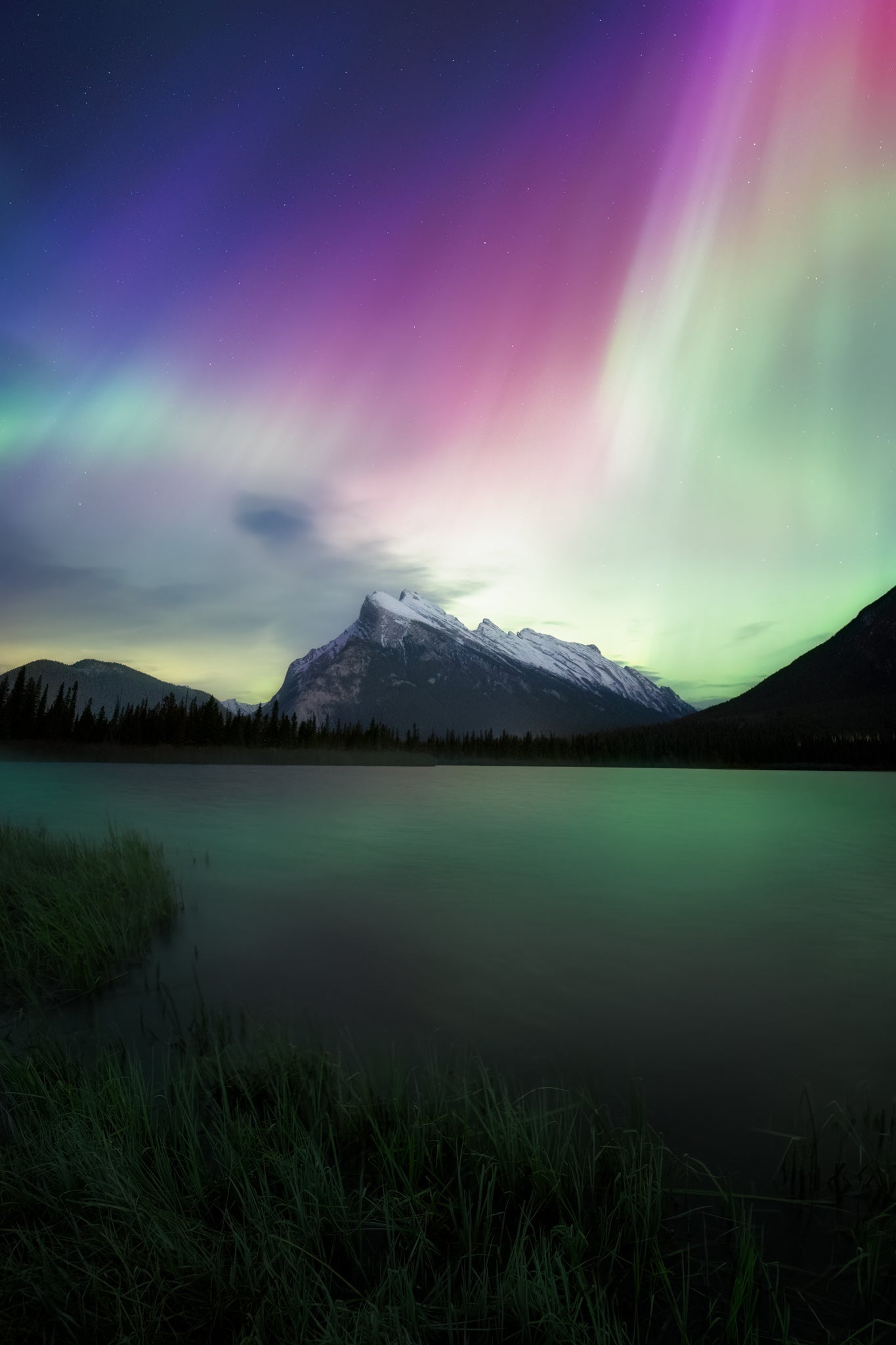 Aurora Over Vermilion Lakes - James Andrew Fine Art Landscapes